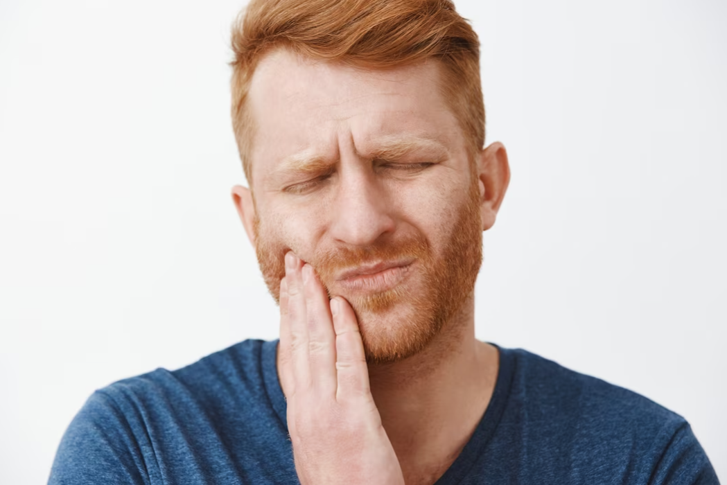 Зубная боль: причины, первая помощь, советы стоматологов